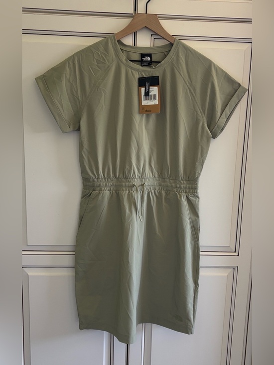 The North Face Dresses & Skirts - North Face Never Stop Dress Tea Green Outdoors Hiking Pockets Women’s Medium